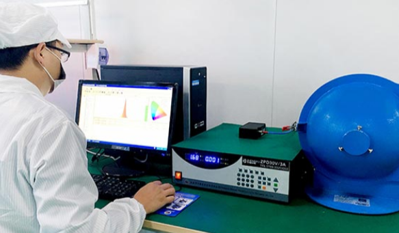 光電檢測系統(tǒng)可以通過河北工控機(jī)連接機(jī)器人視覺系統(tǒng)，實(shí)現(xiàn)對(duì)物體的精確探測和定位，為機(jī)器人提供精確的控制信息。